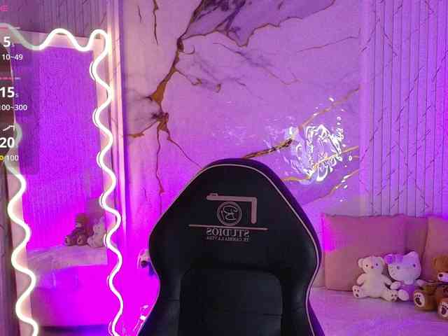 PEACHY-TAY PEACHY-TAY