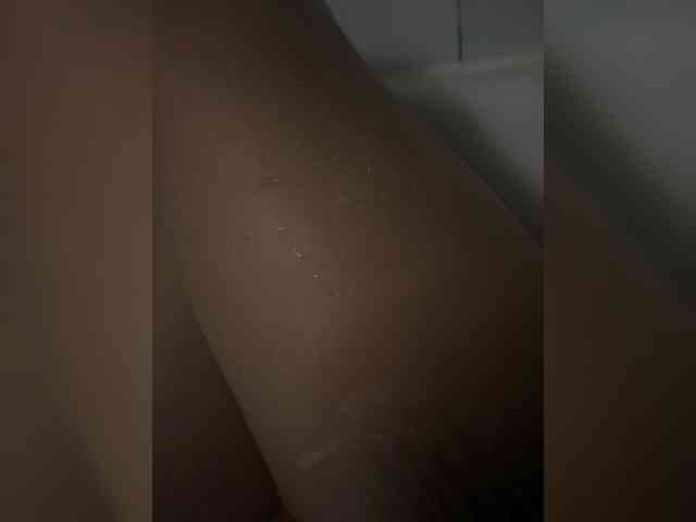 velvet2219 Live Webcam on BongaCams