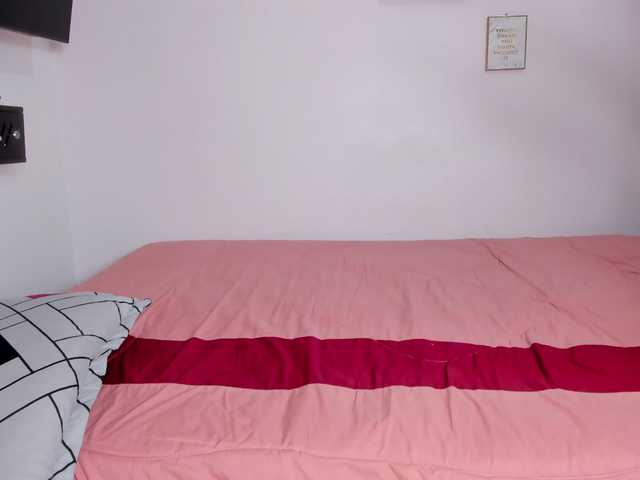 skinnysharonx1 webcam