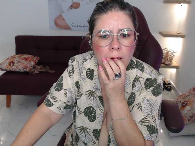 Miss-Diva1's BongaCams show and profile