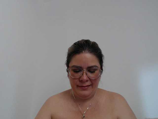 Miss-Diva1's BongaCams show and profile