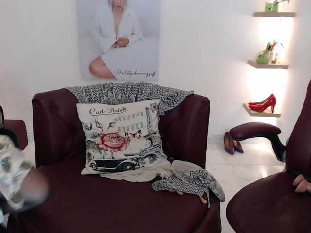 Miss-Diva1's BongaCams show and profile