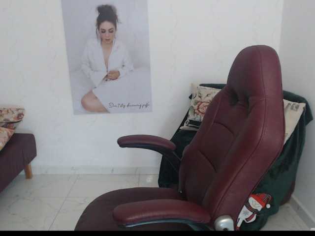  Miss-Diva1 chat room