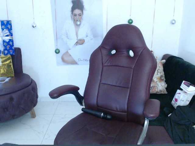 Miss-Diva1's BongaCams show and profile