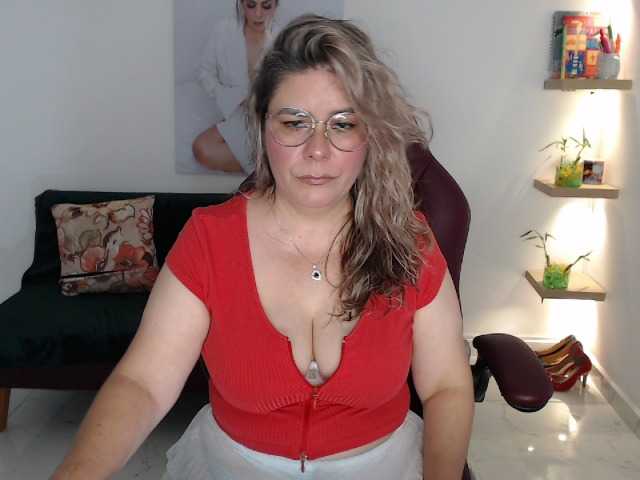 Miss-Diva1's BongaCams show and profile