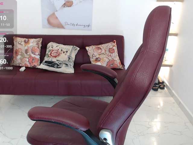 Miss-Diva1's BongaCams show and profile