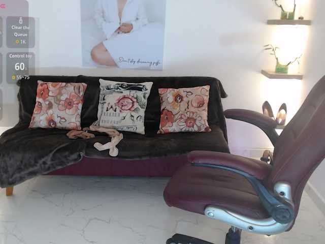 Miss-Diva1's BongaCams show and profile