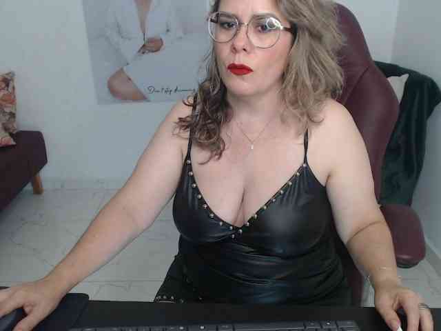 Miss-Diva1 Live Webcam on BongaCams