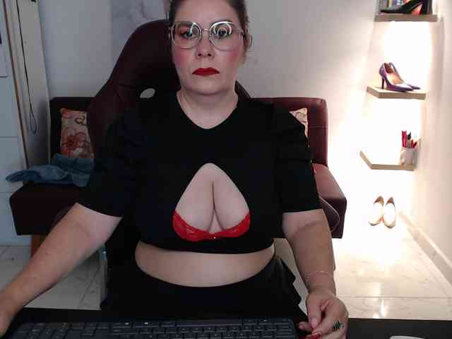 Miss-Diva1 webcam