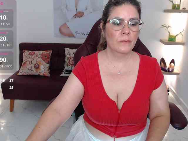 Miss-Diva1 webcam