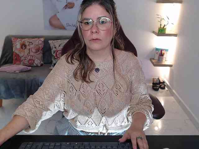 Miss-Diva1 Live Webcam on BongaCams