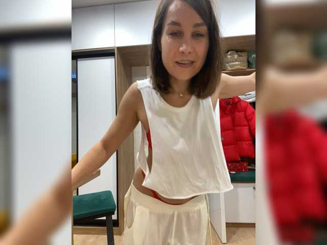 AliceLili from BongaCams