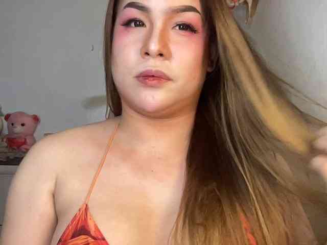 DeliciousIya03 Live Webcam on BongaCams