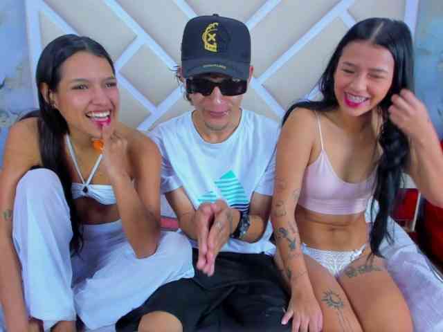 Threelicious- webcam