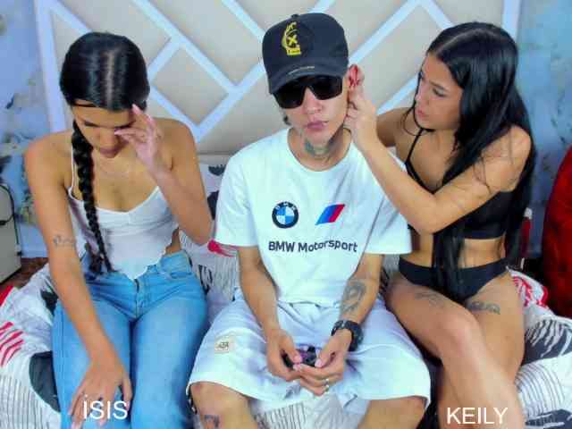 Threelicious- webcam