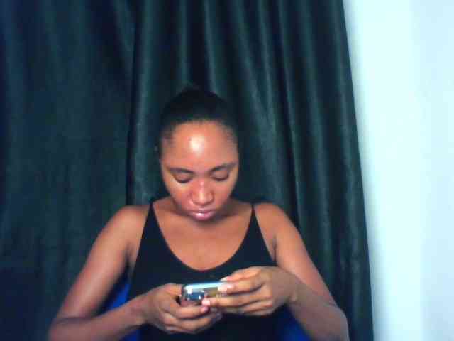 sweetpunani8 webcam