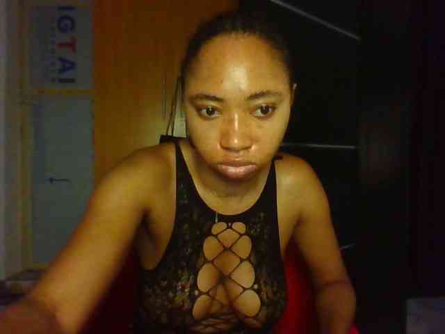 sweetpunani8 webcam