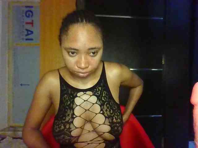 sweetpunani8 webcam