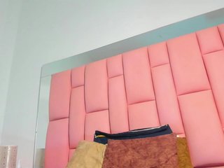 Evaa-white Porn Show