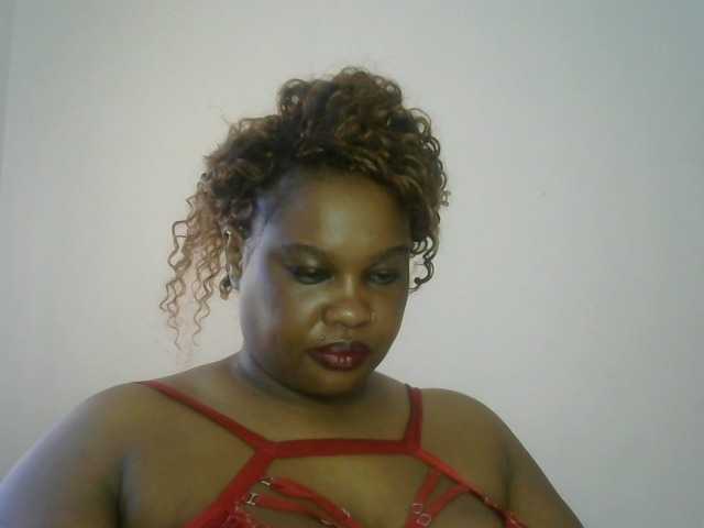 Bigbumboobs's BongaCams show and profile