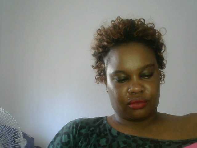 Preview of bigbumboobs