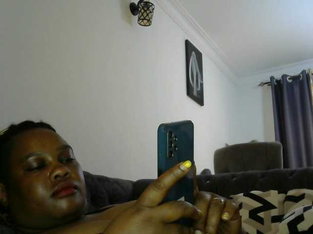 Preview of bigbumboobs