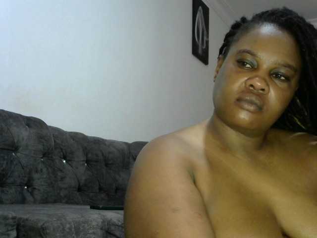 Bigbumboobs Live Cam on BongaCams