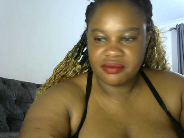 Bigbumboobs's Thumb Image