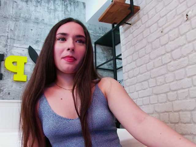 LuisaFaye's BongaCams show and profile
