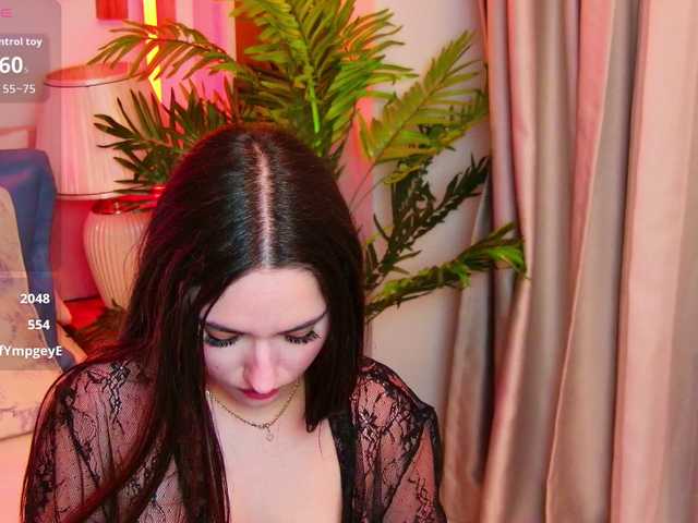 LuisaFaye's BongaCams show and profile