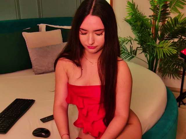 LuisaFaye's BongaCams show and profile