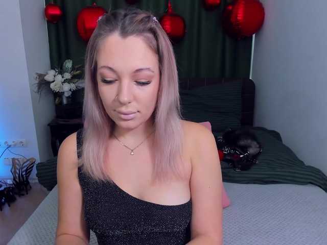 LaurenMorry's BongaCams show and profile