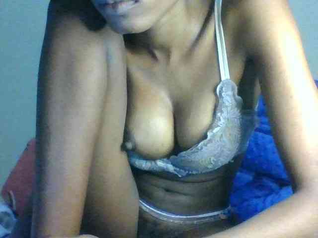 Jennykenya webcam