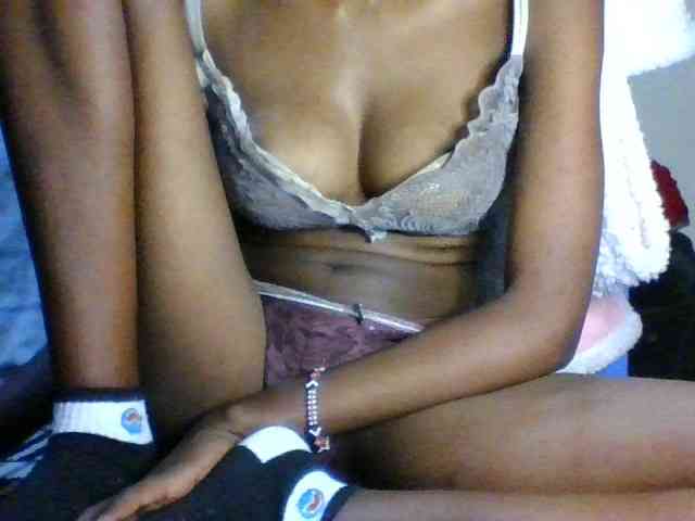 Jennykenya webcam
