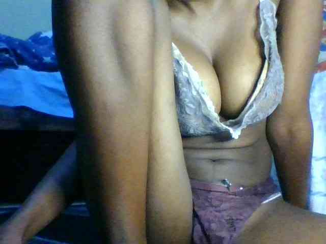Jennykenya webcam