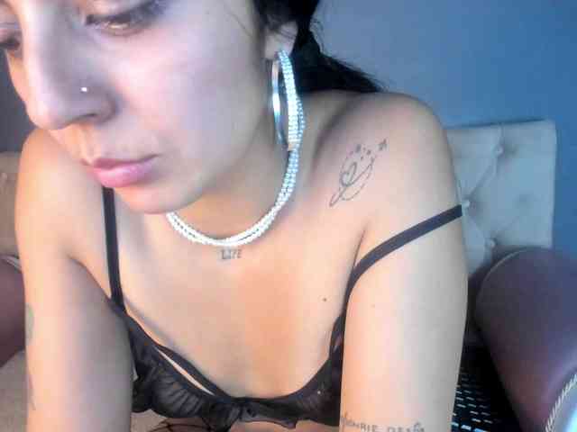 Dulce-Maria1 webcam