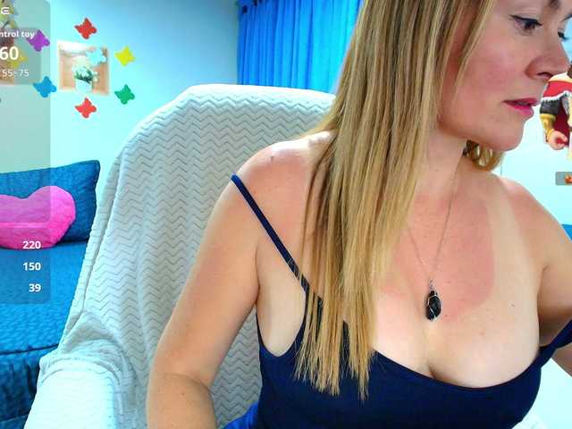 Dana-Angel's BongaCams show and profile