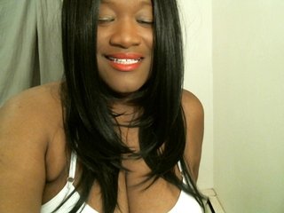 Bigtitscassie Porn Show