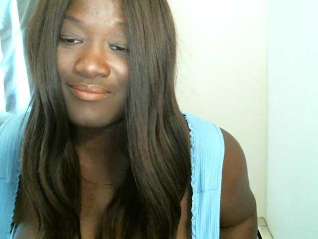 go to chat with Bigtitscassie