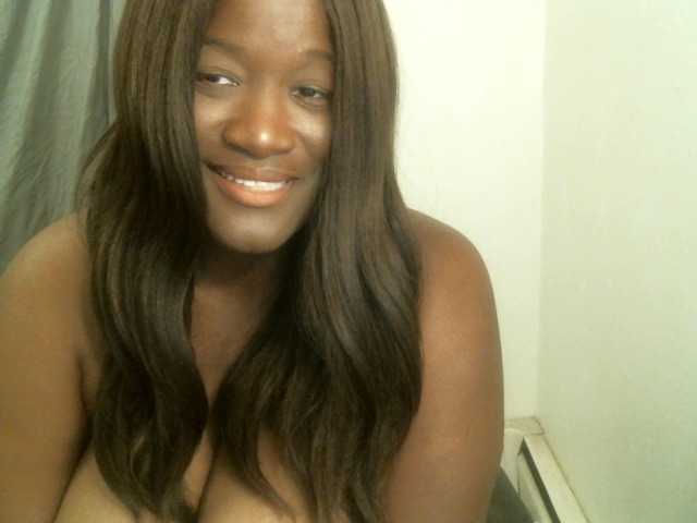  Bigtitscassie chat room