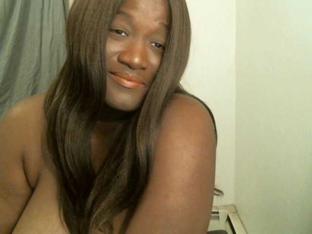 Preview of bigtitscassie