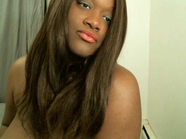 Preview of bigtitscassie