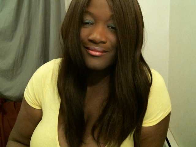 Preview of bigtitscassie