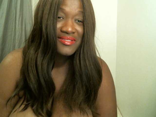 Bigtitscassie from BongaCams is Freechat