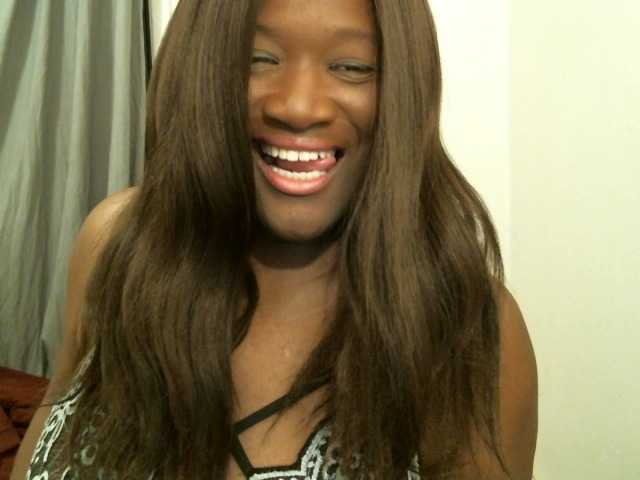 Bigtitscassie's BongaCams show and profile