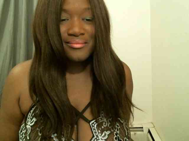 Bigtitscassie webcam