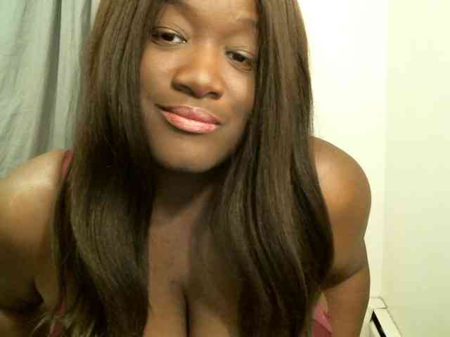 Bigtitscassie webcam