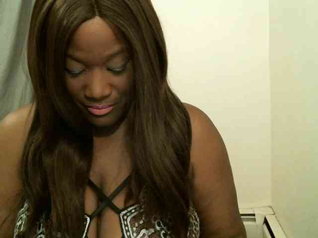 Bigtitscassie webcam