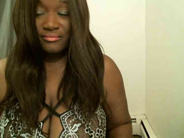 Bigtitscassie webcam