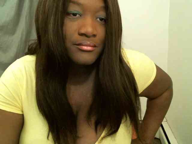 Bigtitscassie webcam